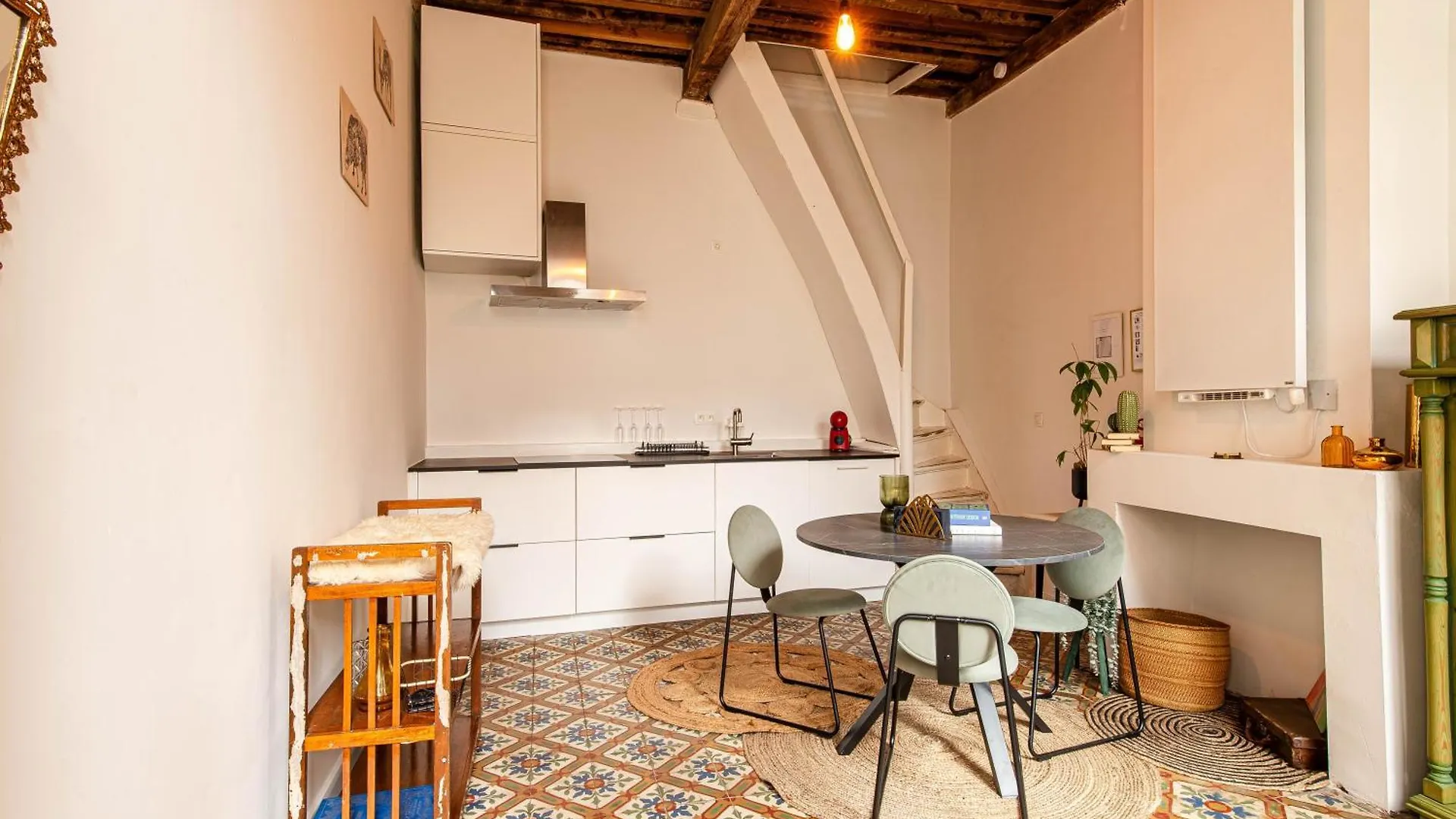 Little Antwerp Holiday Home
